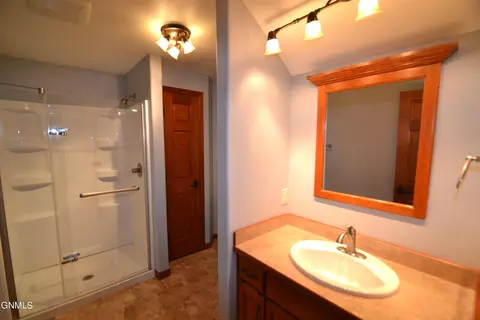 3219 Clairmont Rd, Bismarck, ND 58503 photo 42