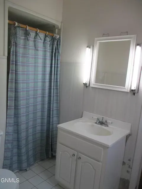 526 Eggert St, Turtle Lake, ND 58575 photo 5
