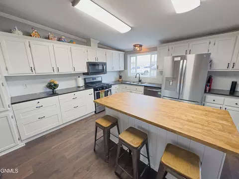 12950 Nd-1804, Williston, ND 58801 photo 13