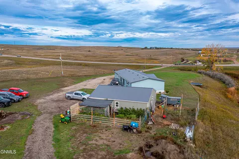 12950 Nd-1804, Williston, ND 58801 photo 40