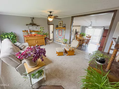 12950 Nd-1804, Williston, ND 58801 photo 6