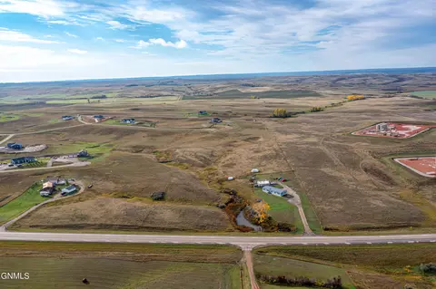 12950 Nd-1804, Williston, ND 58801 photo 46