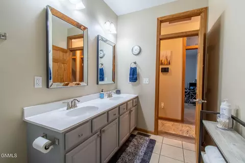 3307 Wheat Ridge St, Williston, ND 58801 photo 16