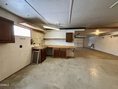 1018 Beacon Ln, Beulah, ND 58523 photo 33
