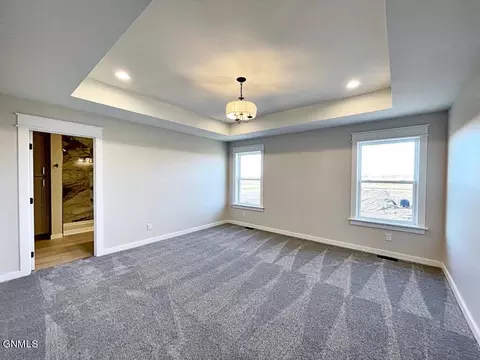 5481 Fresh Water Ln, Williston, ND 58801 photo 7