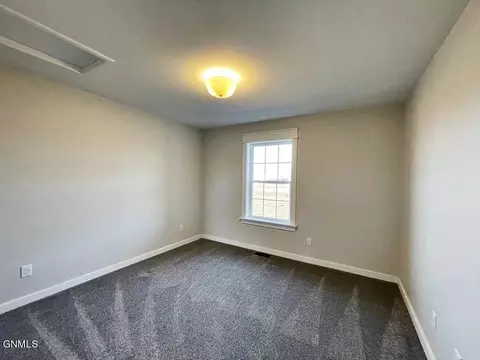 5481 Fresh Water Ln, Williston, ND 58801 photo 16