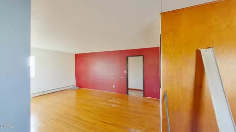 907 Collins Ave, Mandan, ND 58554 photo 8