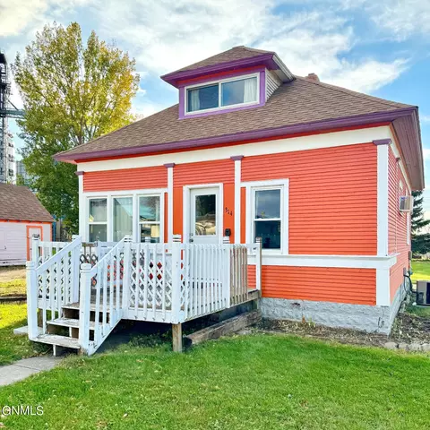 314 2nd St W, Napoleon, ND 58561