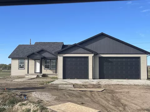 5467 Fresh Water Ln, Williston, ND 58801