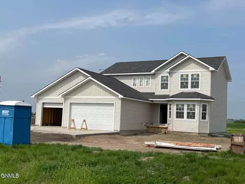 5477 Fresh Water Ln, Williston, ND 58801