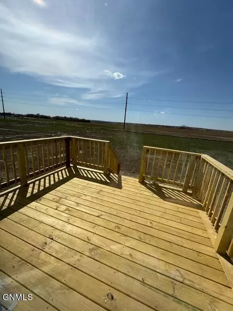 5477 Fresh Water Ln, Williston, ND 58801 photo 23