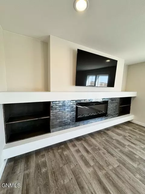 5477 Fresh Water Ln, Williston, ND 58801 photo 5