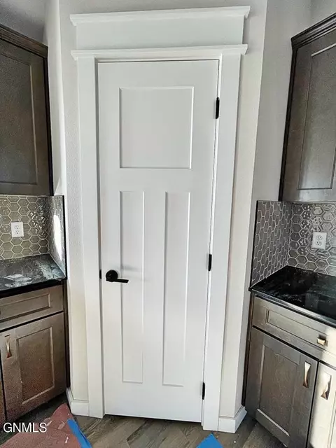 Kitchen - 5485 Fresh Water Ln, Williston, ND 58801 photo 5 of 5