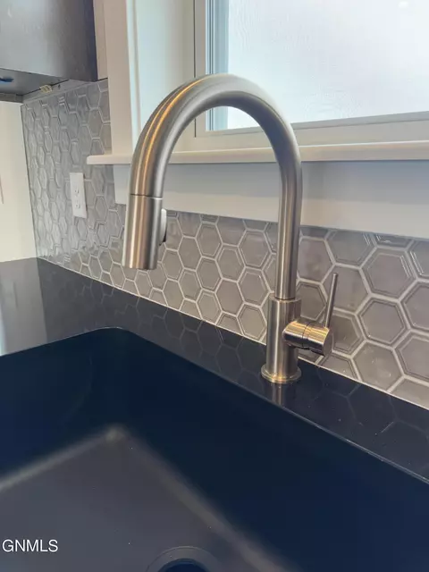 Kitchen - 5485 Fresh Water Ln, Williston, ND 58801 photo 3 of 5