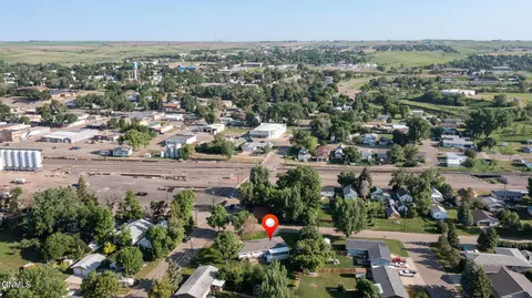 View/Area - 305 Front St SE, Beulah, ND 58523 photo 3 of 3