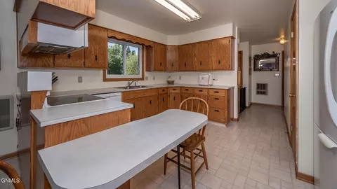 Kitchen - 305 Front St SE, Beulah, ND 58523 photo 2 of 5