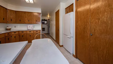 Kitchen - 305 Front St SE, Beulah, ND 58523 photo 4 of 5