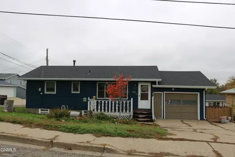 105 8th St NW, Mandan, ND 58554 photo 20