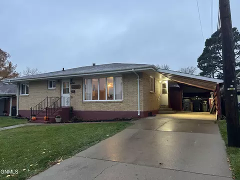 1703 Monte Dr NW, Mandan, ND 58554 photo 48