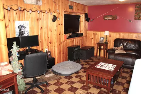 1703 Monte Dr NW, Mandan, ND 58554 photo 30