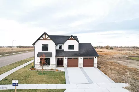 1801 36th Ave W, Williston, ND 58801