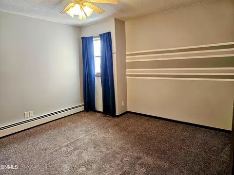 203 E Avenue C E, Bismarck, ND 58501 photo 17