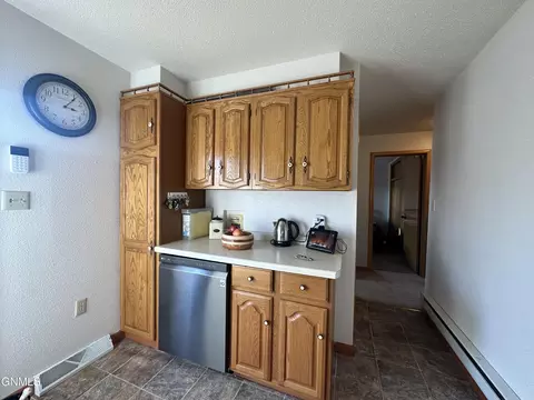 209 5th Ave, Edgeley, ND 58433 photo 15