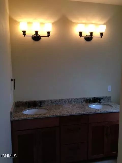 1810-1816 7th Ave E, Williston, ND 58801 photo 16