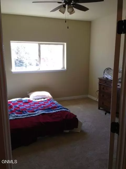 1810-1816 7th Ave E, Williston, ND 58801 photo 30