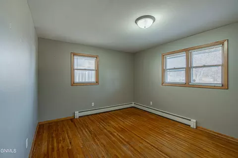 1505 Sunset Dr, Mandan, ND 58554 photo 6