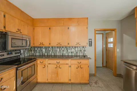 1505 Sunset Dr, Mandan, ND 58554 photo 24