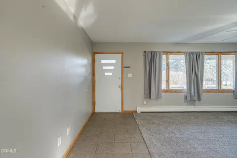 1505 Sunset Dr, Mandan, ND 58554 photo 16