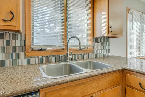 1505 Sunset Dr, Mandan, ND 58554 photo 26