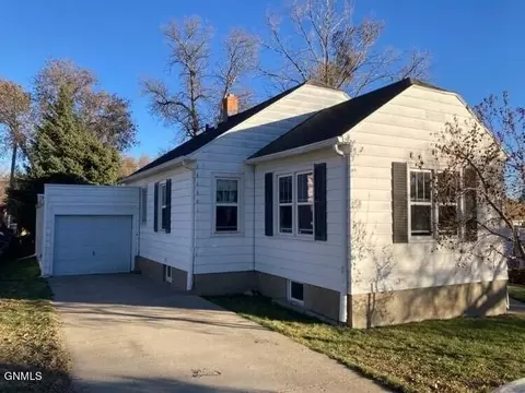 204 9th Ave NW, Mandan, ND 58554 photo 26