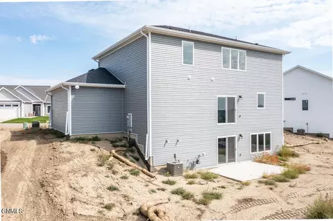 4816 Cornice Loop, Bismarck, ND 58503 photo 31