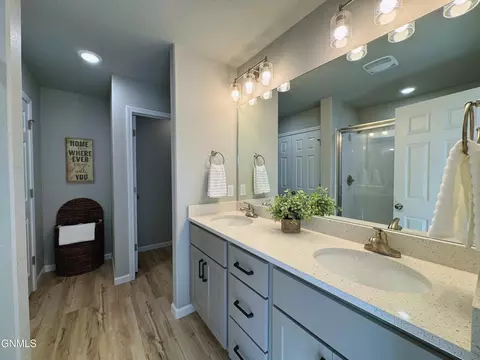 503 Cobblestone Loop SW, Mandan, ND 58554 photo 25