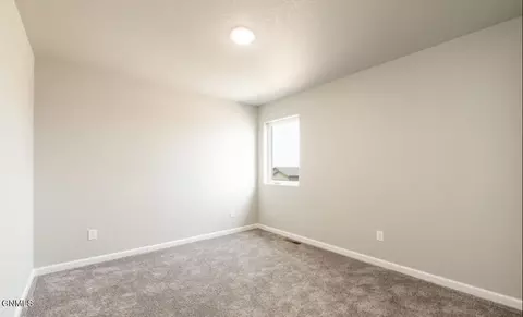 503 Cobblestone Loop SW, Mandan, ND 58554 photo 32