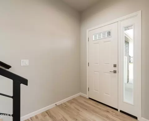 407 Cobblestone Loop SW, Mandan, ND 58554 photo 6