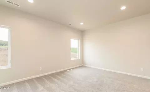 407 Cobblestone Loop SW, Mandan, ND 58554 photo 15