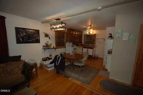 419 2nd Ave SE, Sidney, MT 59270 photo 3