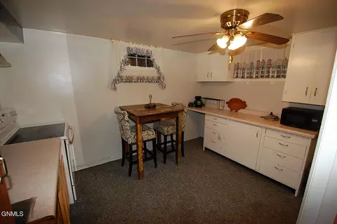 419 2nd Ave SE, Sidney, MT 59270 photo 4