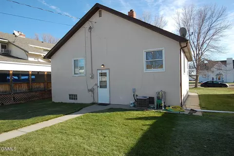 419 2nd Ave SE, Sidney, MT 59270 photo 13
