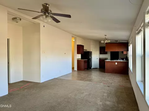 13842 Stanley St, Williston, ND 58801 photo 2