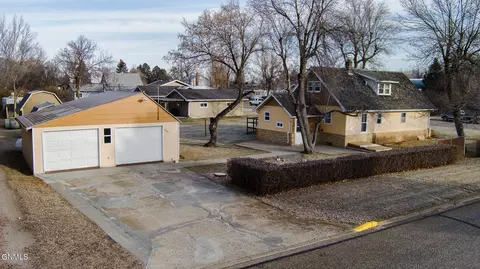900 Main St, Stanton, ND 58571
