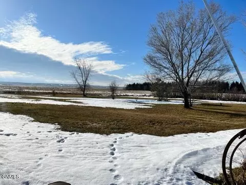 6947 16th St SE, Pingree, ND 58476 photo 2