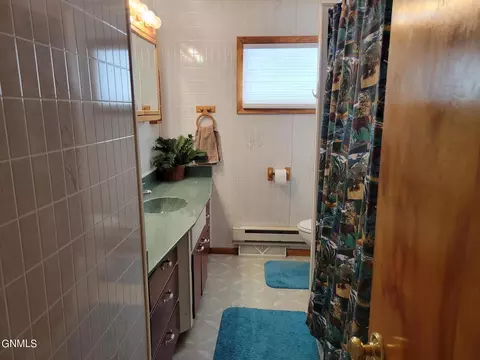 712 Main St W, Ashley, ND 58413 photo 7