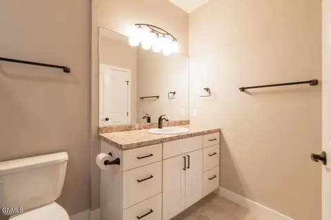 506 Koenig Dr, Bismarck, ND 58504 photo 15
