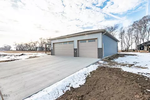 506 Koenig Dr, Bismarck, ND 58504 photo 18