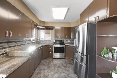 Kitchen - 11916 47th St NW, Epping, ND 58843 photo 2 of 3