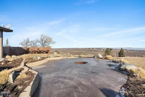 Exterior - 11916 47th St NW, Epping, ND 58843 photo 2 of 11
